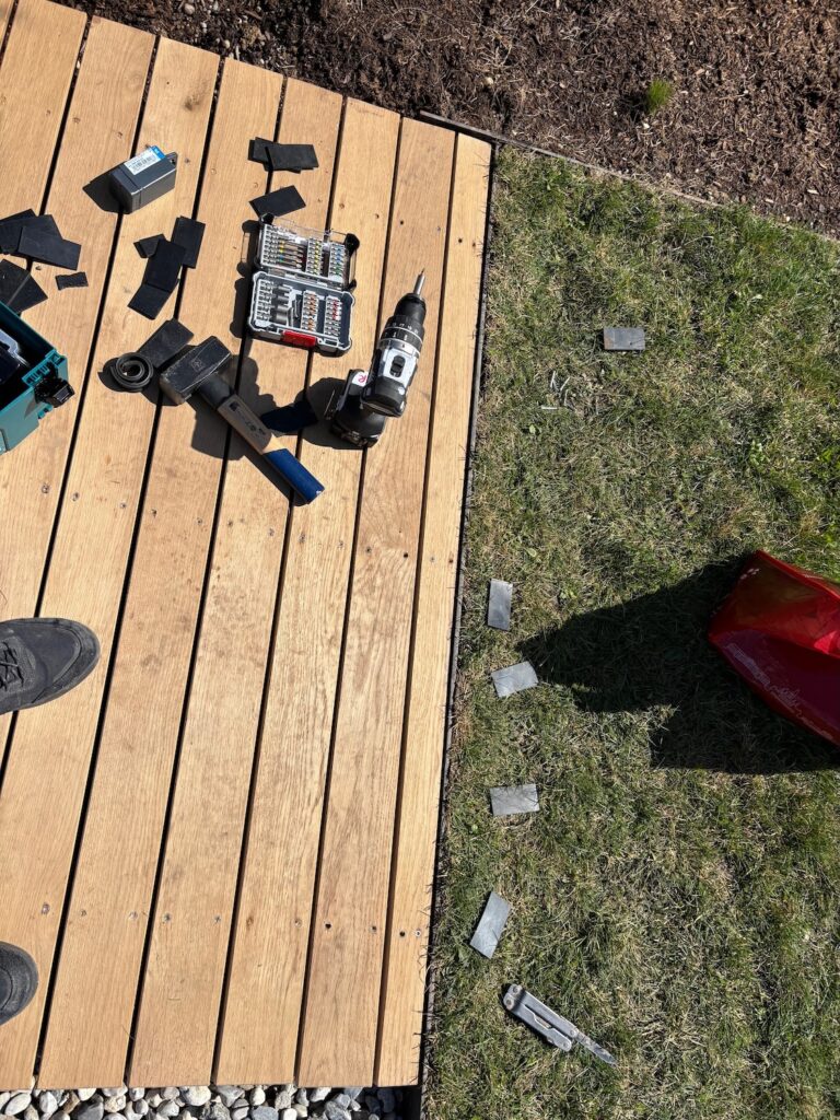 Eichenterrasse Garten Tulln-Gartenbau Fuchs, Montage.